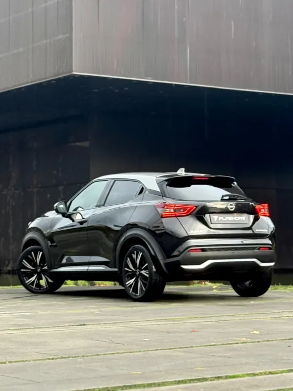 Nissan Juke DIG-T N-Design Black 14