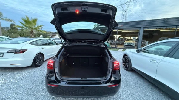 Mercedes-Benz A 160 Style 2