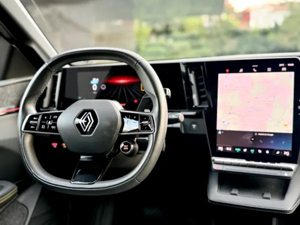 Renault Mégane E-Tech EV60 Techno Autonomia Conforto 32