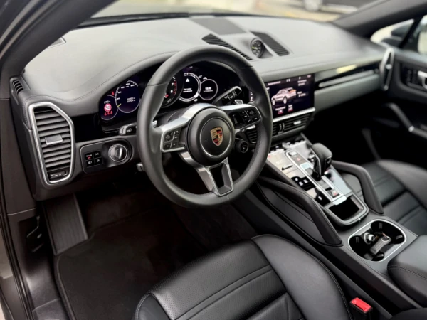 Porsche Cayenne Coupé E-Hybrid Platinum Edition 25