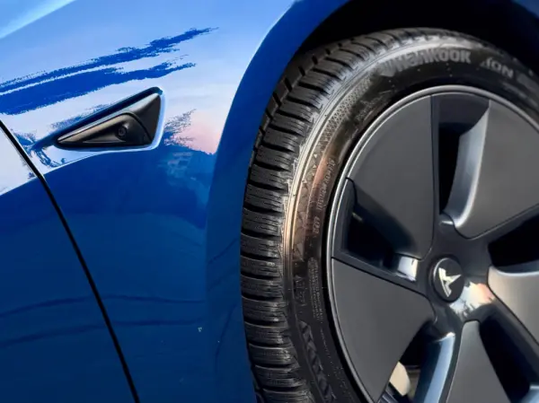 Tesla Model 3 Long Range AWD Dual Motor 29