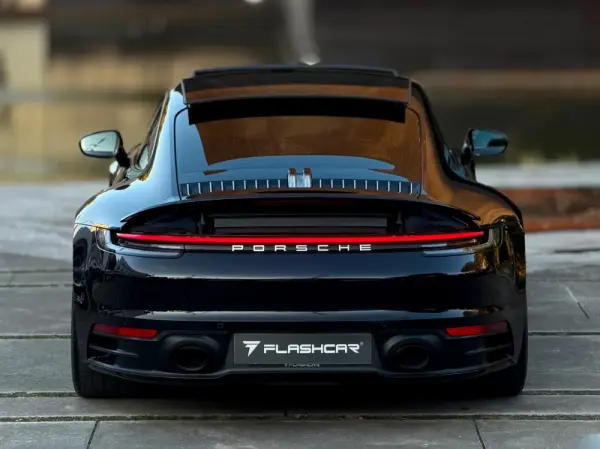Porsche 911 (992) Carrera 4 PDK 13