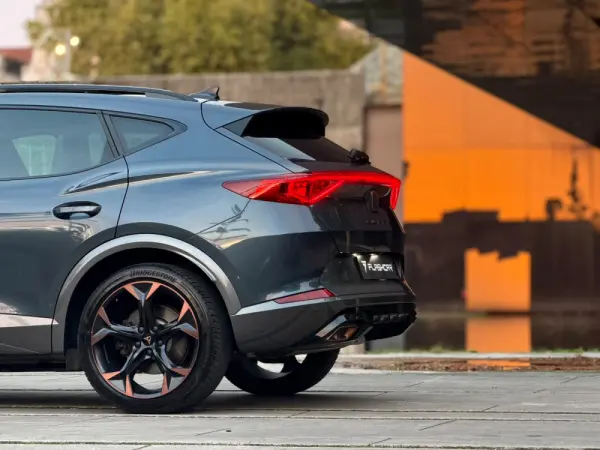 Cupra Formentor 1.4 e-Hybrid DSG VZ 8