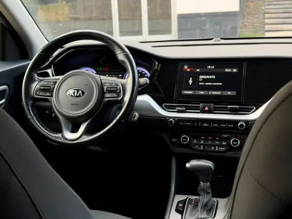 Kia Niro 1.6GDI HEV (Híbrido) TX 18