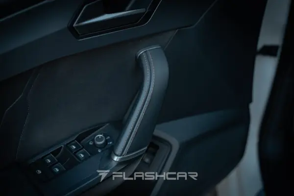 Cupra Leon ST 1.4 e-Hybrid VZ DSG 13