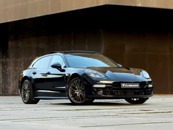 Porsche Panamera Sport Turismo 4 E-Hybrid Platinum Edition PDLS 29