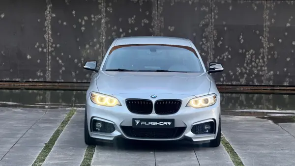 BMW 218 Pack M 12