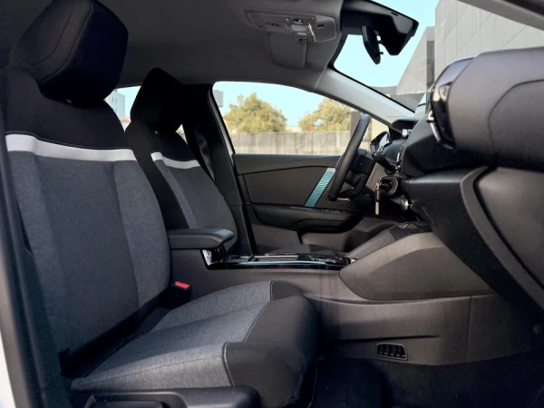 Citroën e-C4 50 kWh Feel 31