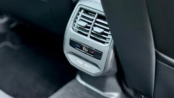 Cupra Formentor 1.4 e-Hybrid DSG VZ 12