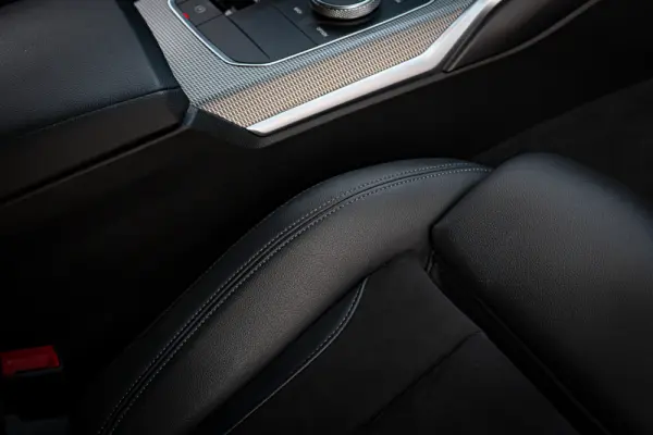 BMW 320 d Pack M Auto 21