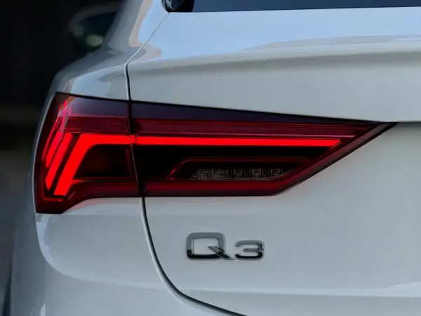 Audi Q3 Sportback 13