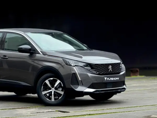 Peugeot 3008 1.2 PureTech Allure Pack EAT8 21