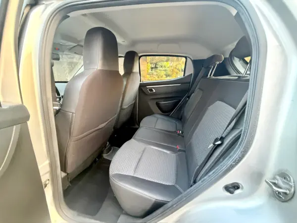 Dacia Spring Comfort Plus 16