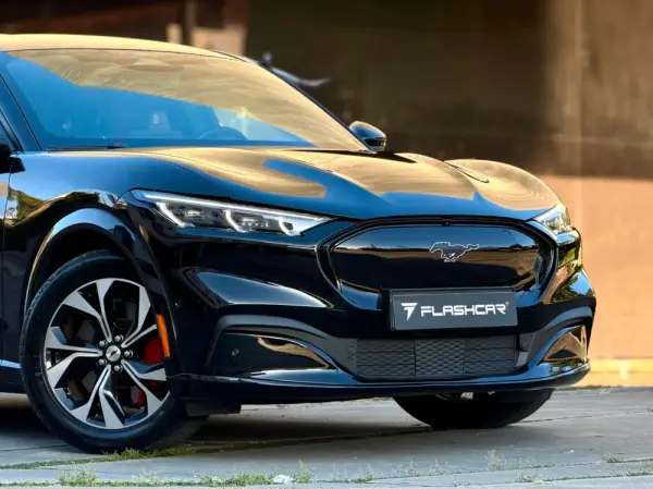 Ford Mustang Mach-E 75.7 kWh AWD RSK 39