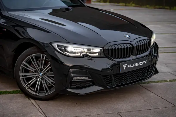 BMW 320 d Pack M Auto 25