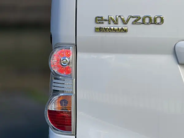 Nissan e-NV200 Combi 5L Comfort 2 Portas 15