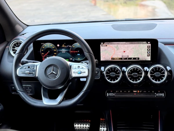 Mercedes-Benz EQA 300 4Matic AMG Line 15