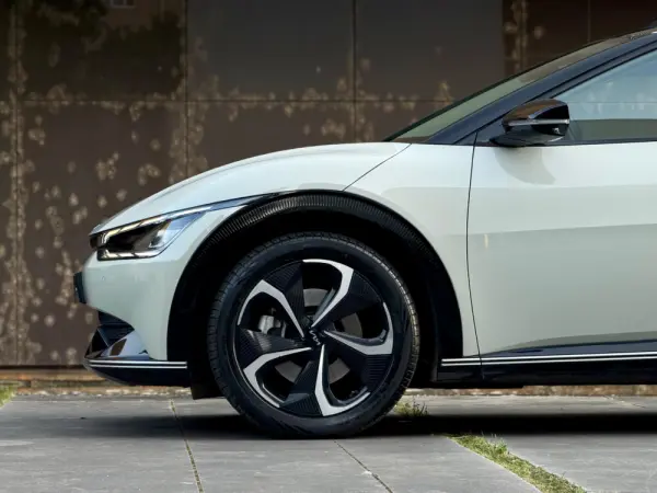 Kia EV6 77.40KWh Earth 15