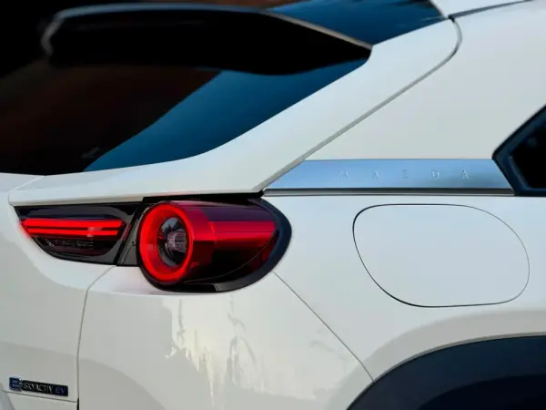 Mazda MX-30 e-SKYACTIV AD`VANTAGE 5