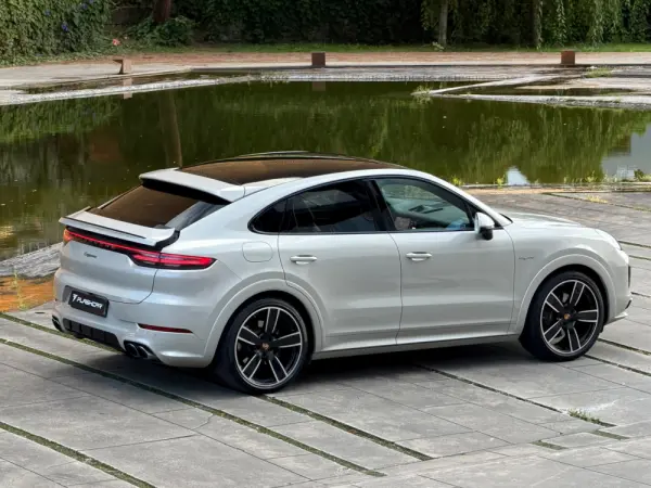 Porsche Cayenne Coupé E-Hybrid Platinum Edition 43