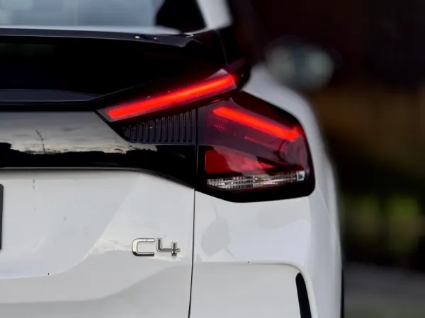 Citroën C4 1.5 BlueHDi Feel EAT8 20