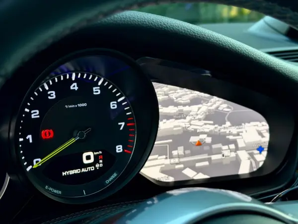 Porsche Panamera 4 E-Hybrid 20