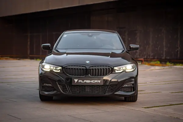 BMW 320 d Pack M Auto 2