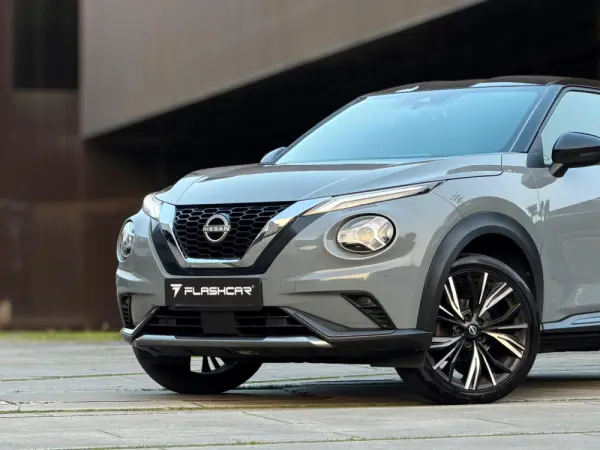Nissan Juke 1.0 DIG-T N-Design Black 34