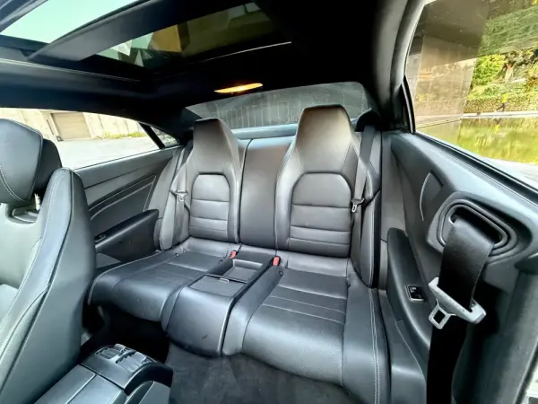 Mercedes-Benz E 220 43