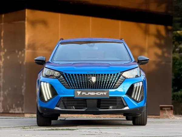 Peugeot 2008 1.2 PureTech Allure Pack 14