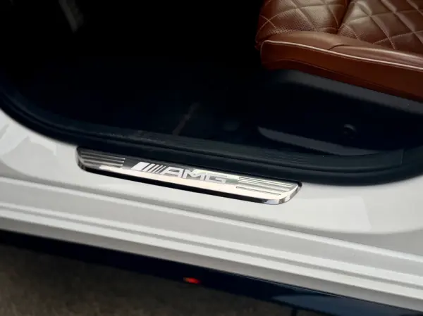 Mercedes-Benz C 63 AMG S 25