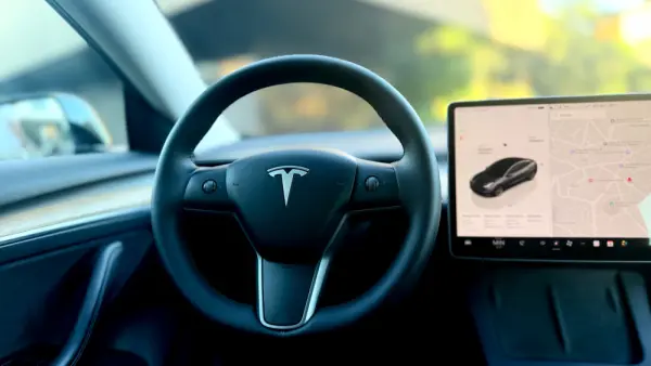 Tesla Model 3 Long Range AWD Dual Motor 4