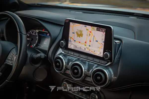 Nissan Juke 1.0 DIG-T N-Design Black 11