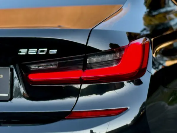 BMW 320 e Pack Desportivo M Auto 25