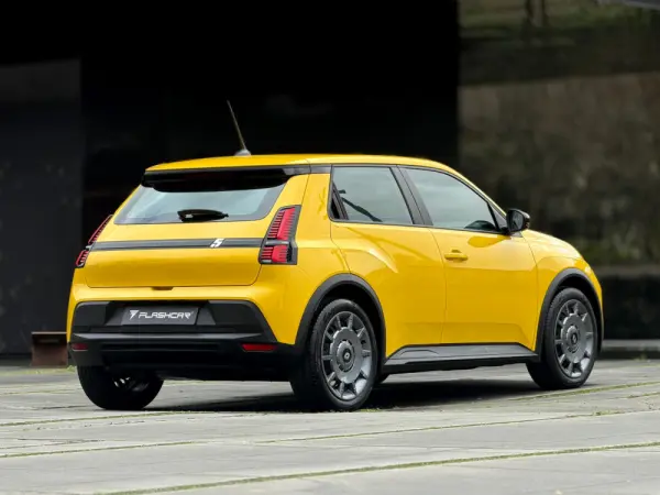 Renault 5 E-Tech 40 kWh Evolution Autonomia Urbana 6