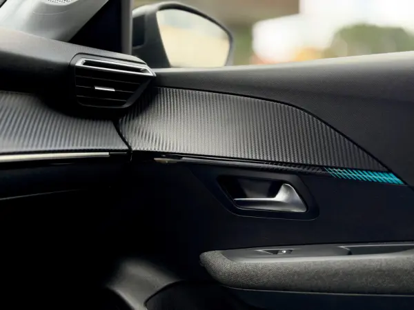 Peugeot 208 1.2 PureTech Allure Pack 4