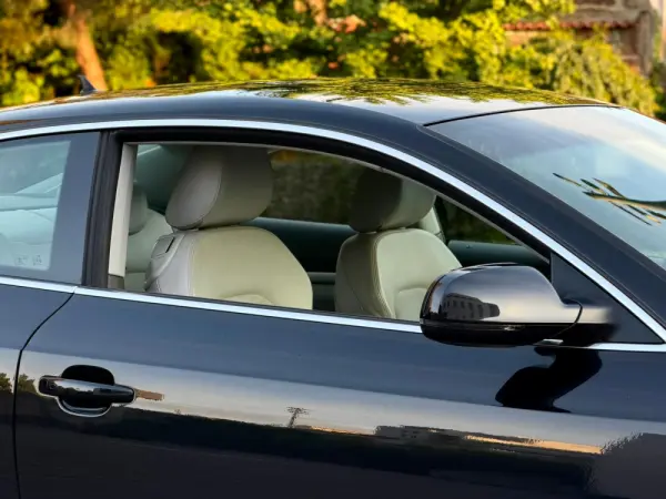 Audi A5 Advanced 18