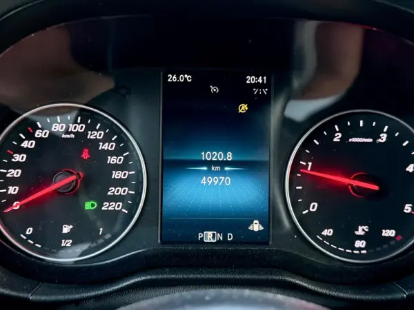 Mercedes-Benz T 180 Outro 17