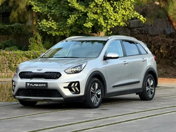 Kia Niro 1.6GDI HEV (Híbrido) TX 34