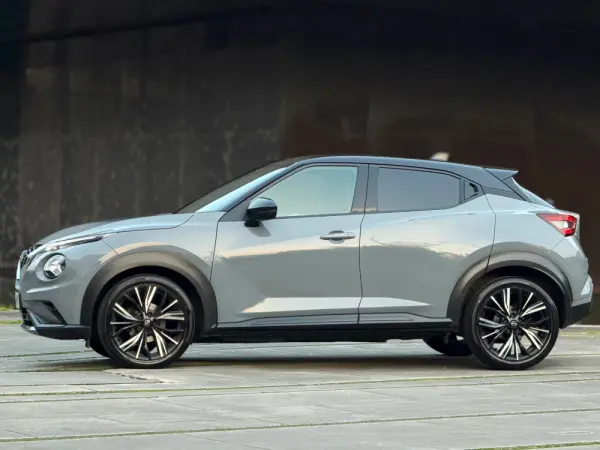 Nissan Juke 1.0 DIG-T N-Design Black 10