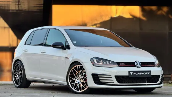 Volkswagen Golf 2