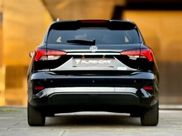 MG MG5 5 Standard Luxury 20