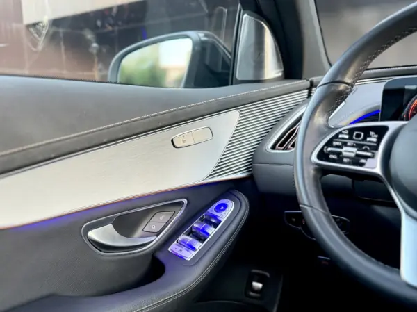 Mercedes-Benz EQC 400 4Matic AMG Line 25