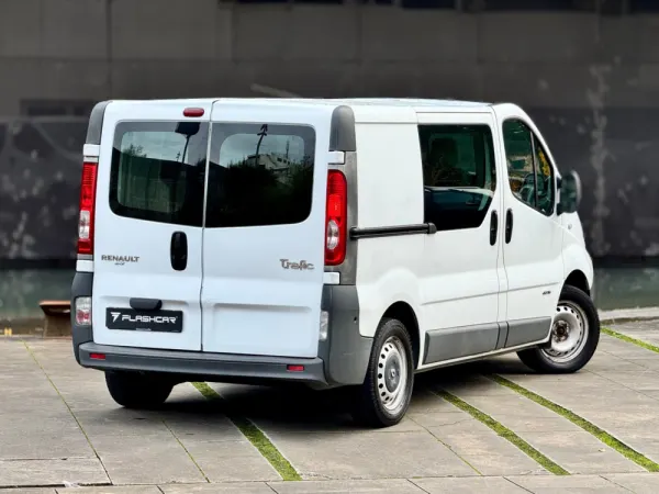 Renault Trafic 18