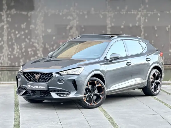 Cupra Formentor 1.4 e-Hybrid DSG VZ 43