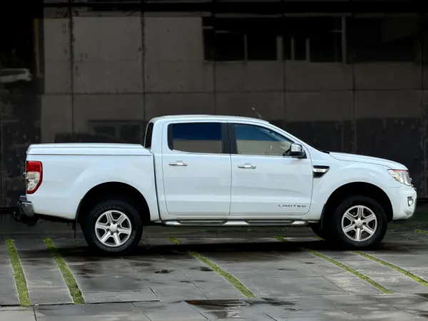 Ford Ranger 2.2 TDCi CD Limited 4WD Aut. 34