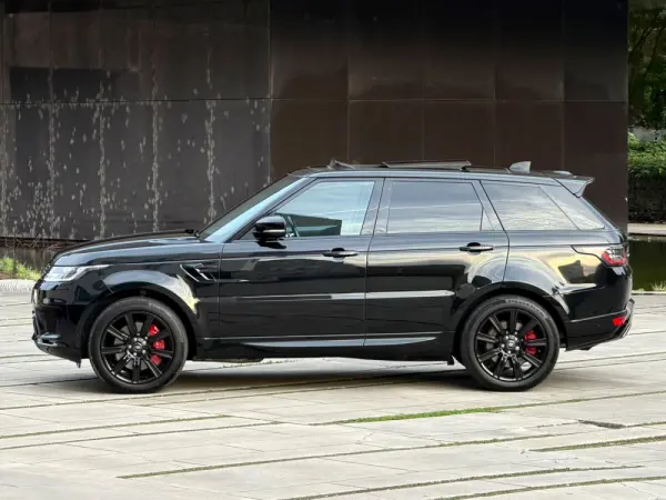 Land Rover Range Rover Sport 2.0 Si4 PHEV HSE Dynamic 32