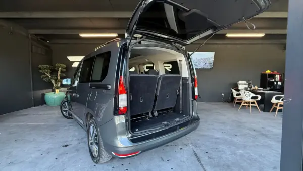 Volkswagen Caddy Maxi 2.0 TDi BM Highline 7L 20