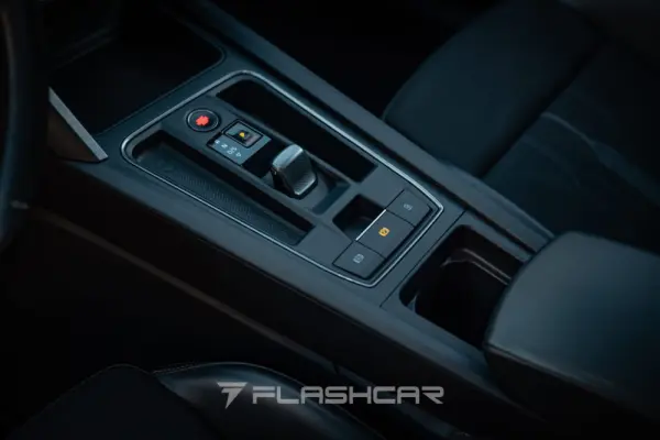 Cupra Leon ST 1.4 e-Hybrid VZ DSG 27