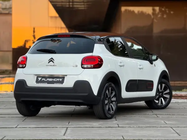 Citroen C3 1.2 PureTech C-Series 11